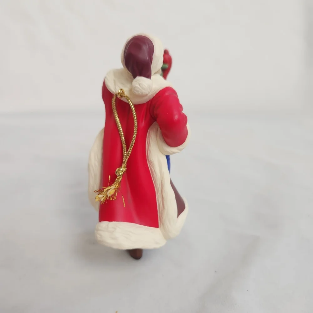 Hallmark JOYFUL SANTA Keepsake Ornament